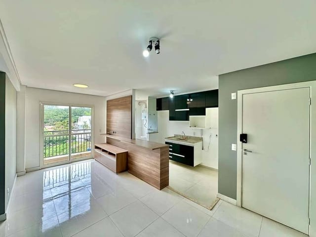 Apartamento com 55m² 2 quartos e 2 banheiros, à venda ou para alugar, no bairro Granja Viana em Cotia