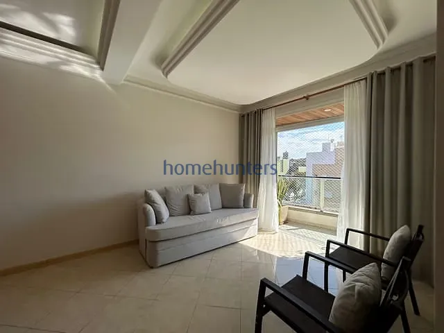 Apartamento 3 quartos e 3 banheiros, para alugar, no bairro Vila Itapura em Campinas