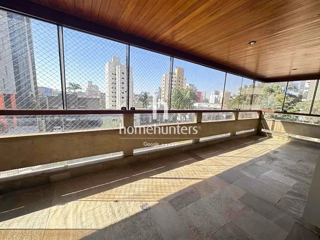 Apartamento 5 quartos e 6 banheiros, à venda ou para alugar, no bairro Cambuí em Campinas