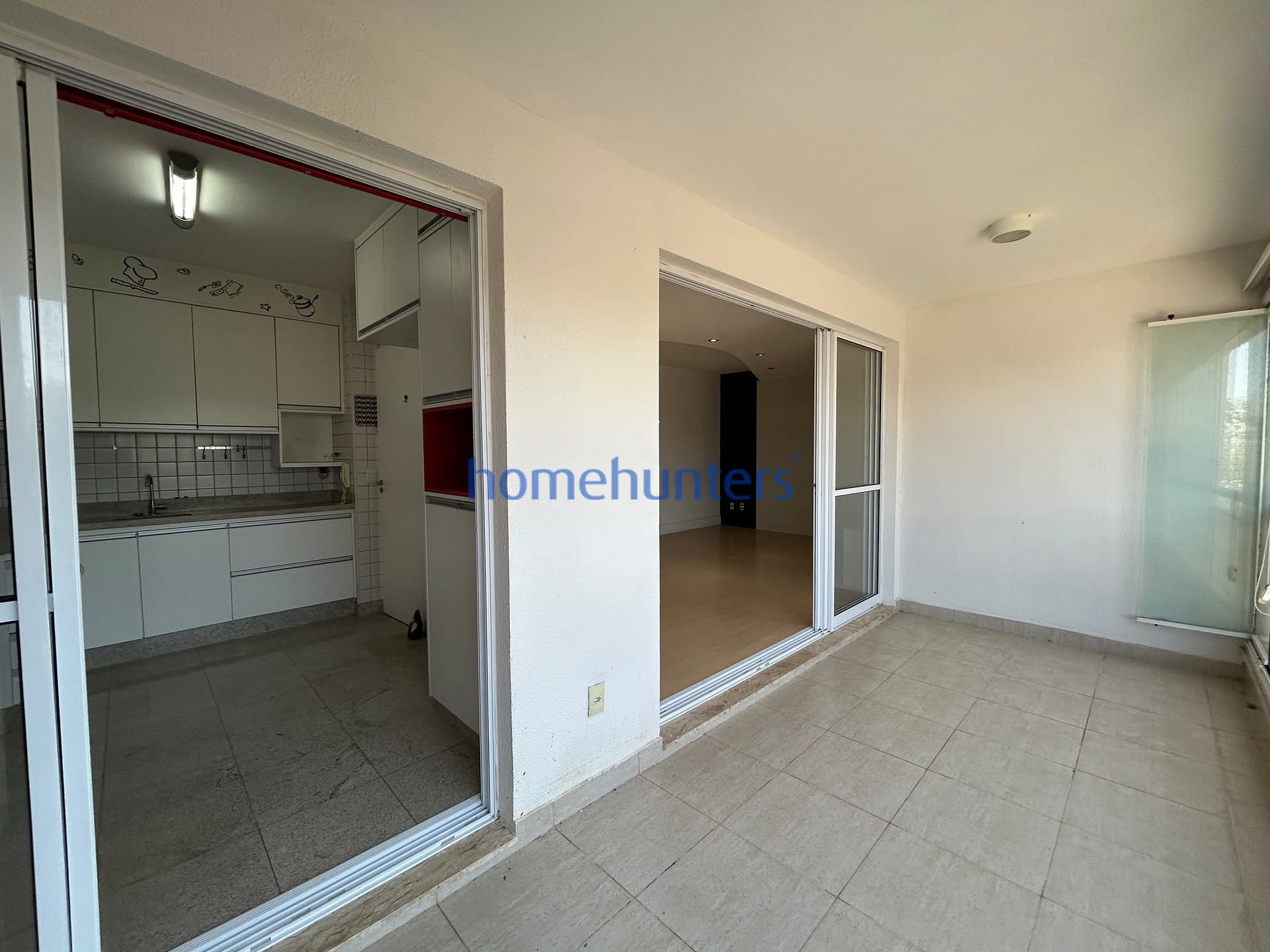 Apartamento à venda com 3 quartos, 108m² - Foto 8