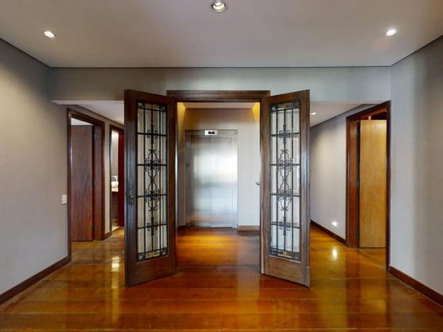 Foto do Apartamento - Apartamento tipo para venda e locação com 4 quartos, sendo 3 suítes, 338m² | Correteria Imóveis