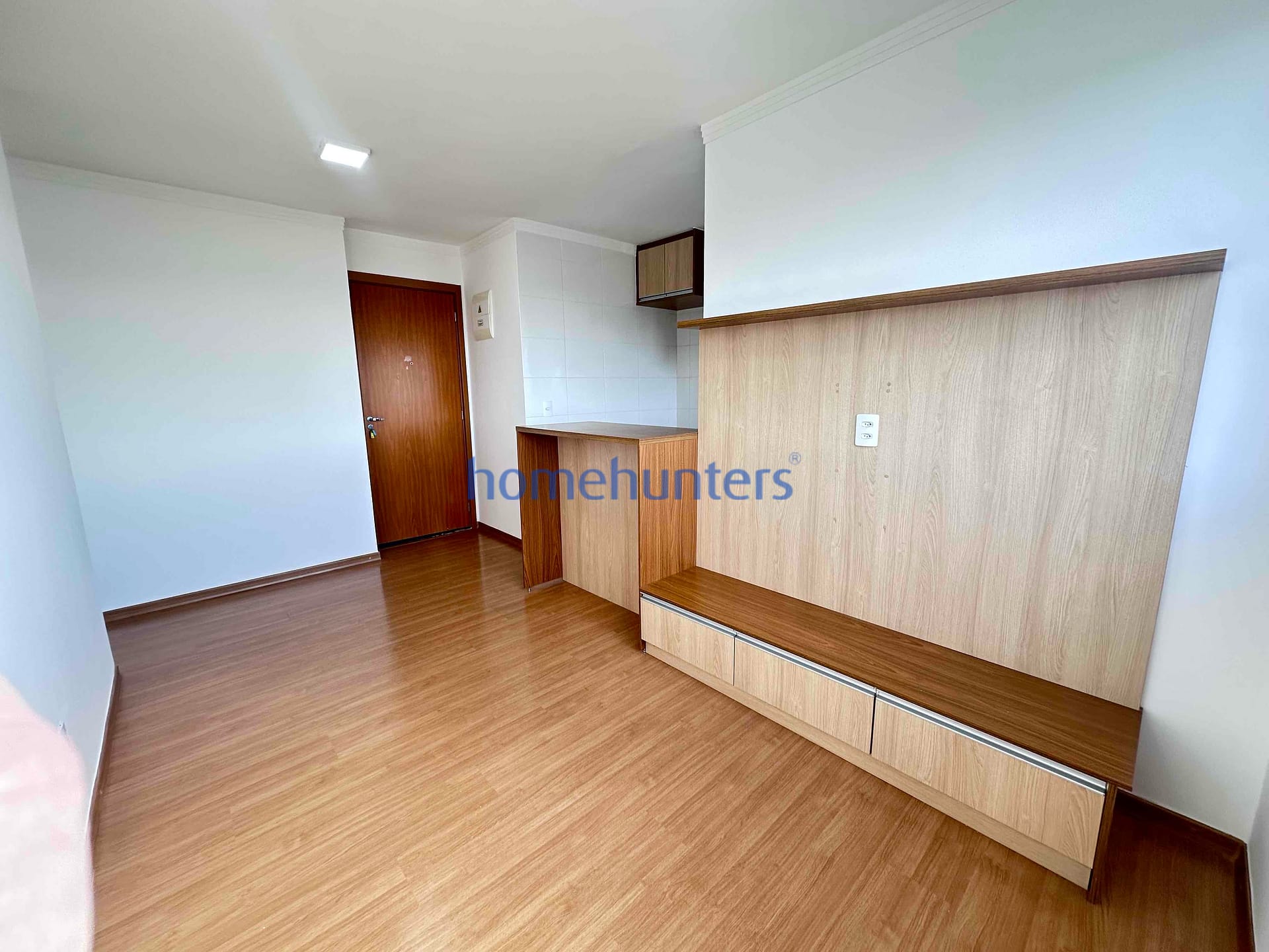 Apartamento à venda com 2 quartos, 43m² - Foto 2