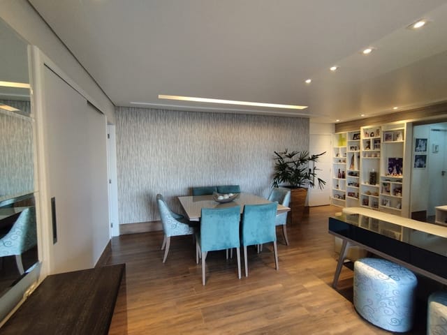 Apartamento com 140m² 3 quartos e 4 banheiros, à venda, no bairro Vila Gumercindo em São Paulo