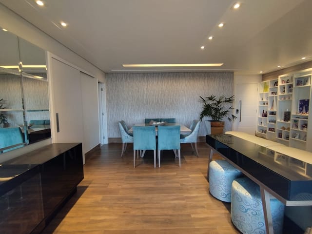 Apartamento com 140m² 3 quartos e 4 banheiros, à venda, no bairro Vila Gumercindo em São Paulo