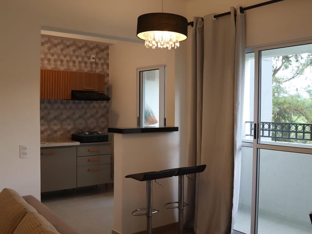 Apartamento com 54m² 1 quarto e 1 banheiro, à venda ou para alugar, no bairro Votupoca em Barueri