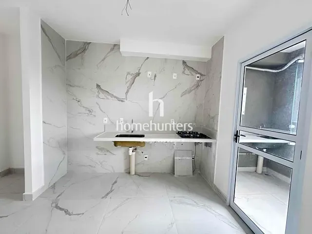 Apartamento 2 quartos e 2 banheiros, à venda, no bairro Loteamento Parque São Martinho em Campinas