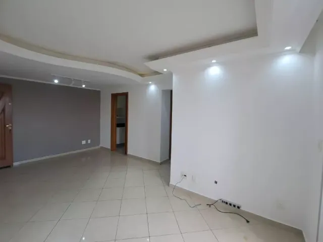 Apartamento com 74m² 3 quartos e 2 banheiros, à venda, no bairro Jaguaribe em Osasco