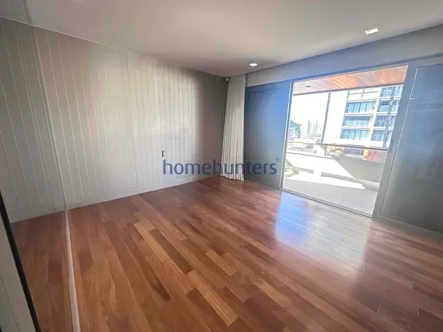 Apartamento com 555m² 5 quartos e 5 banheiros, à venda ou para alugar, no bairro Cambuí em Campinas