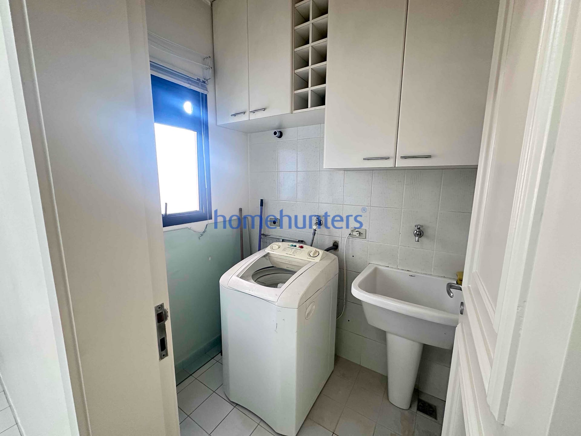 Apartamento para alugar com 1 quarto, 70m² - Foto 12