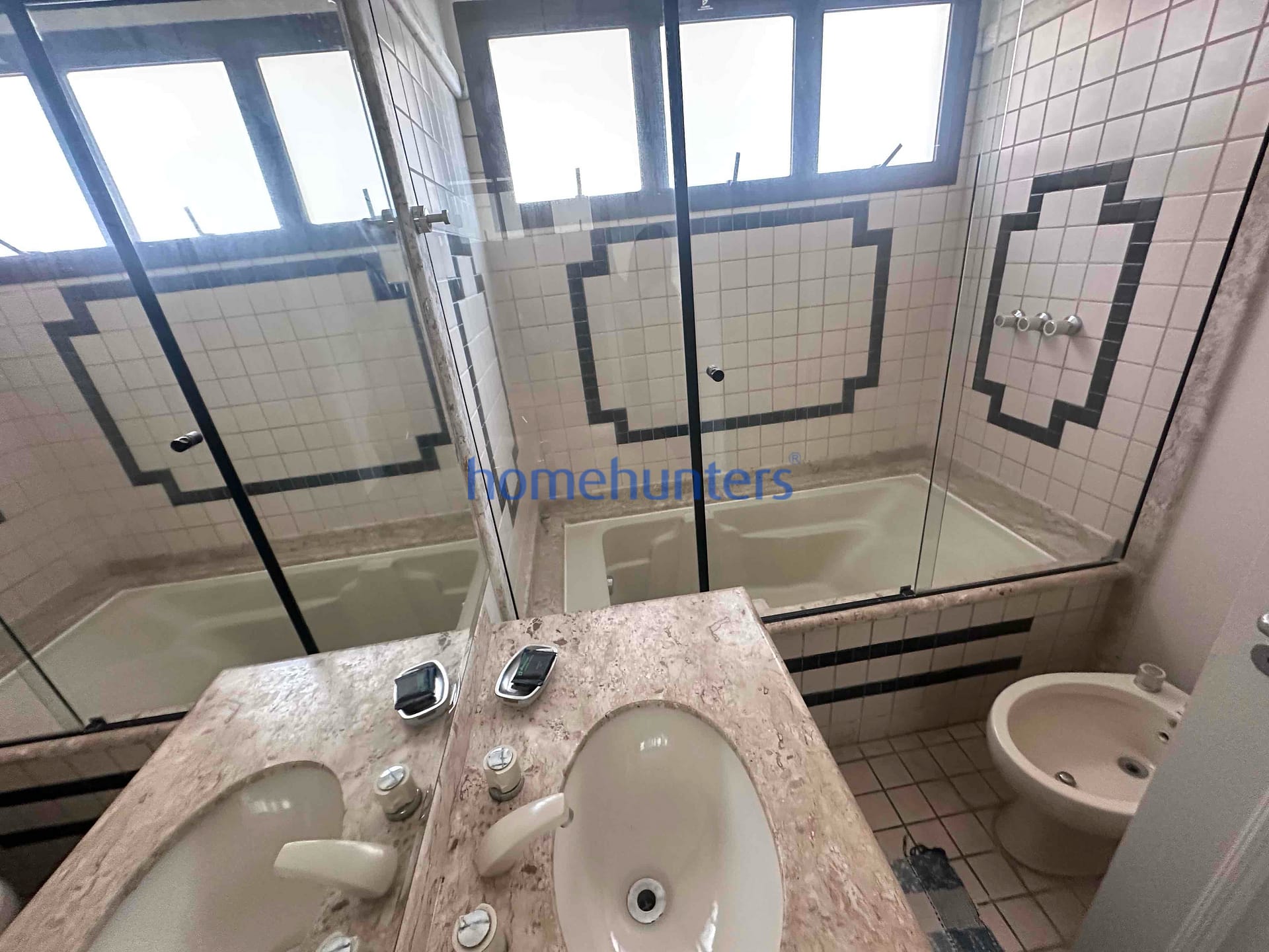 Apartamento para alugar com 1 quarto, 70m² - Foto 13