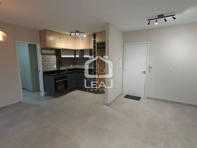 Apartamento 1 quarto e 2 banheiros, para alugar, no bairro Real Parque em São Paulo