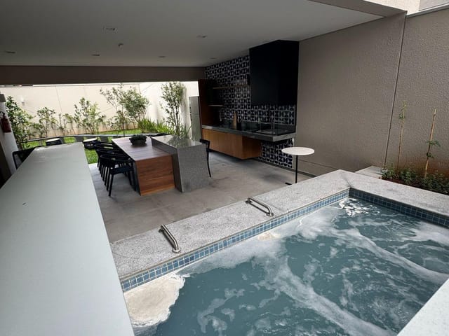 Apartamento com 180m² 4 quartos e 5 banheiros, à venda, no bairro Mirandópolis em São Paulo