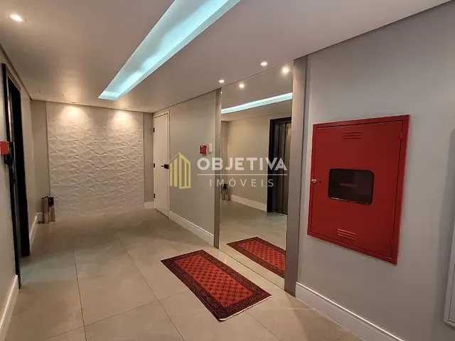 Apartamento com 78m² 2 quartos e 1 banheiro, à venda, no bairro Floresta em Porto Alegre