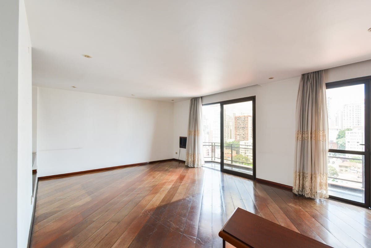 Apartamento para venda em Pacaembu com 4 quartos, sendo 1 suíte, 274m²