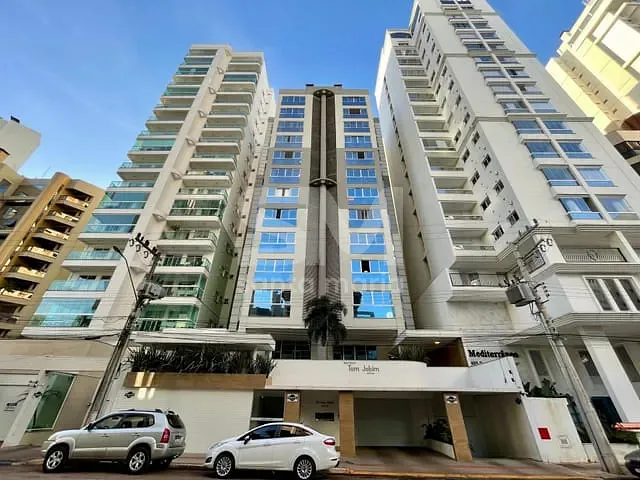 Apartamento com 115m² 2 quartos e 3 banheiros, à venda, no bairro Centro em Chapecó