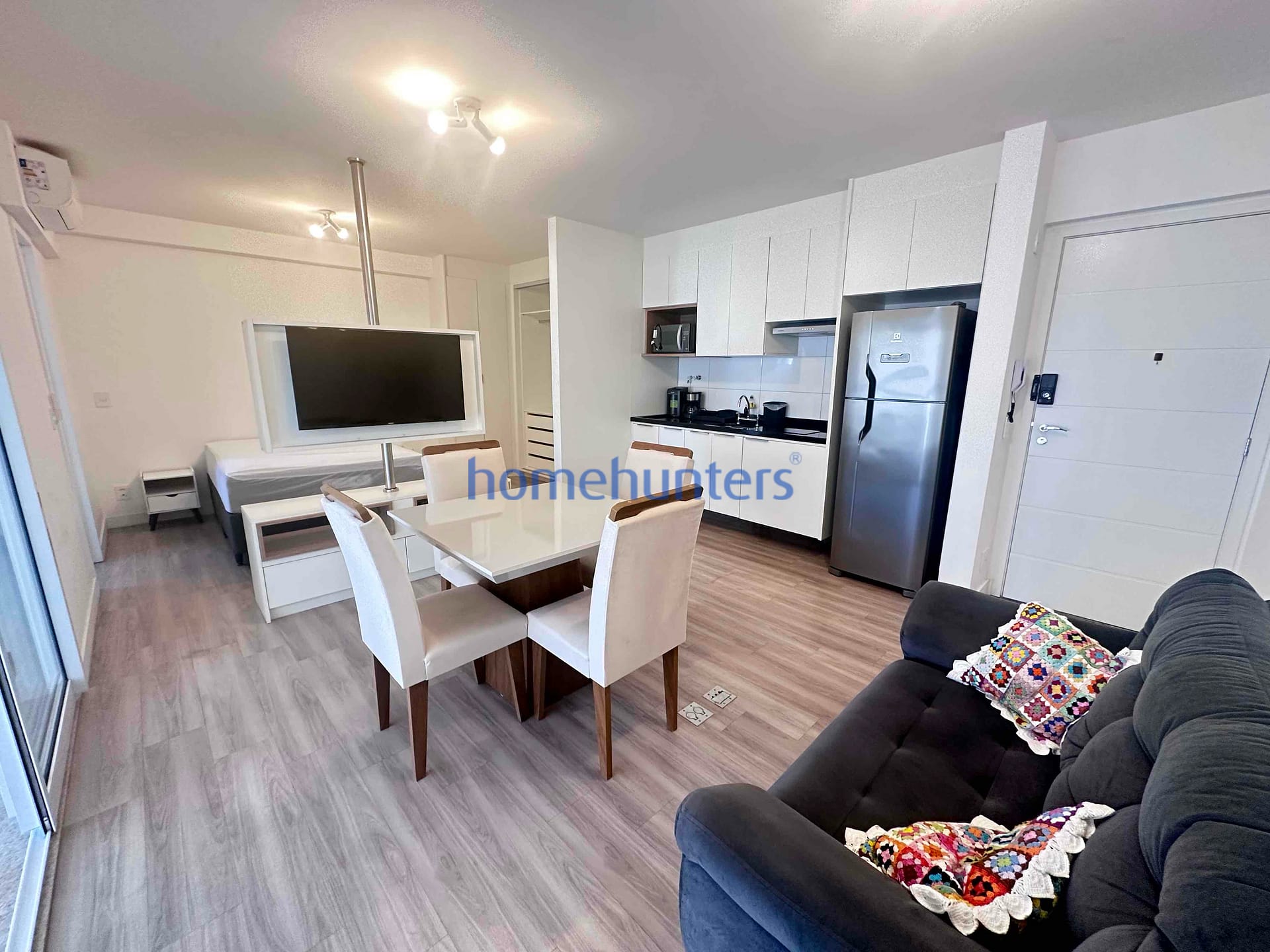 Apartamento para alugar com 1 quarto, 46m² - Foto 11