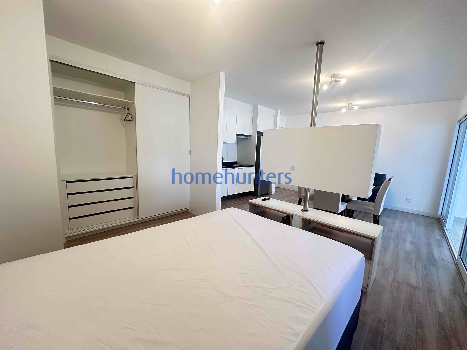 Apartamento para alugar com 1 quarto, 46m² - Foto 7