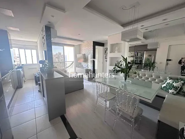 Apartamento 2 quartos e 2 banheiros, à venda, no bairro Vila Satúrnia em Campinas