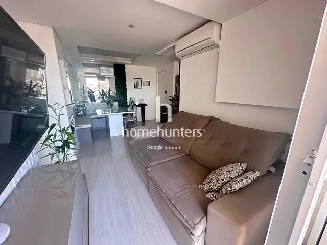 Apartamento 2 quartos e 2 banheiros, à venda, no bairro Vila Satúrnia em Campinas