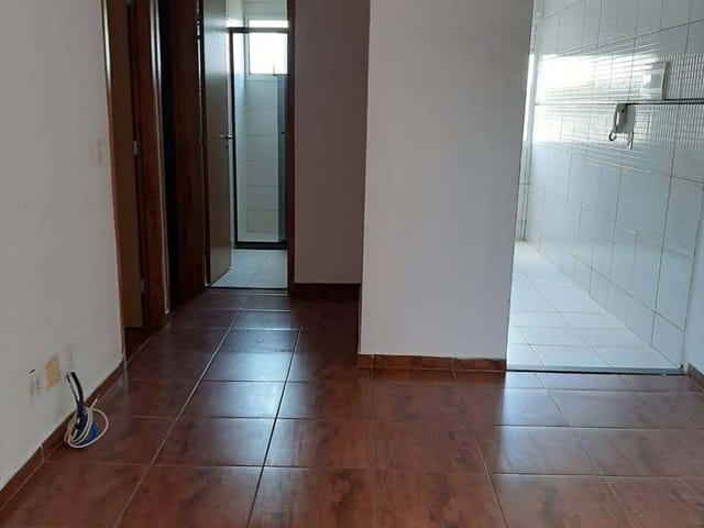 Apartamento 2 quartos e 1 banheiro, à venda, no bairro Jardim Ísis em Cotia