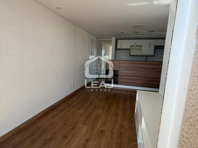 Apartamento 2 quartos e 1 banheiro, para alugar, no bairro Parque Reboucas em São Paulo