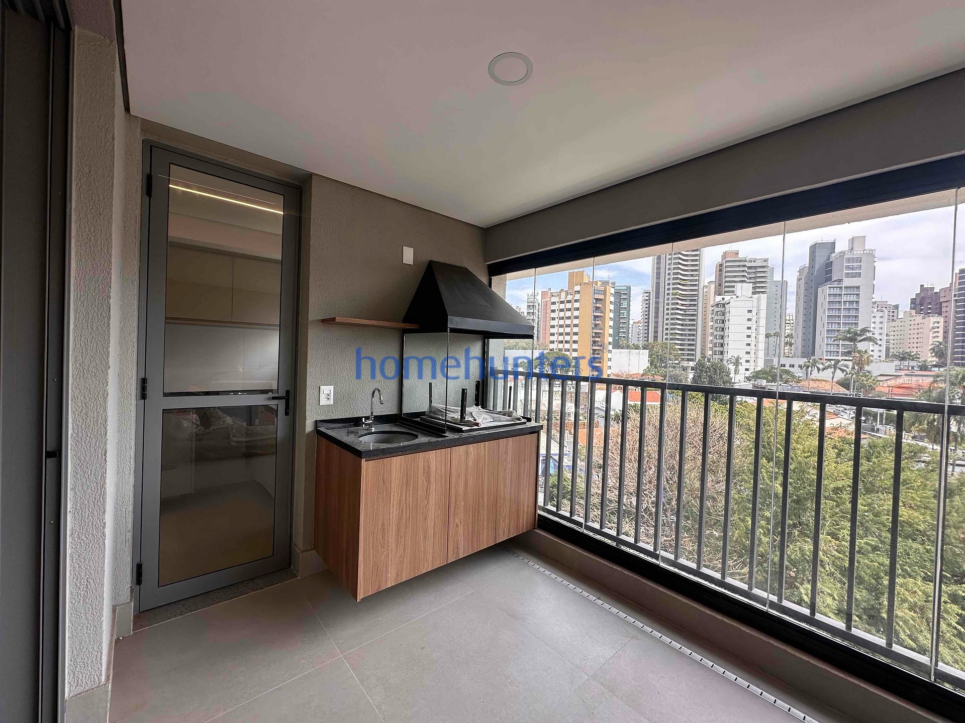 Apartamento à venda e aluguel com 3 quartos, 140m² - Foto 5