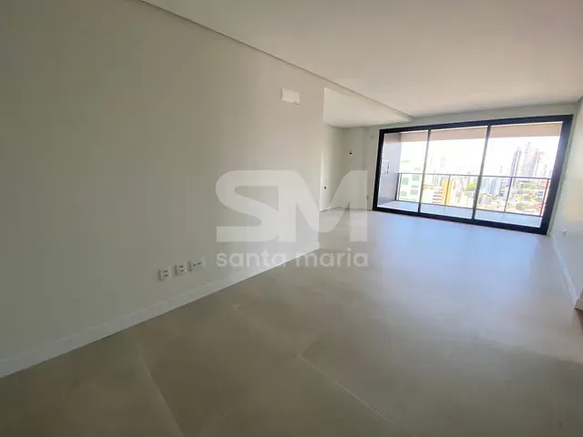 Apartamento 3 quartos e 3 banheiros, para alugar, no bairro Centro em Chapecó