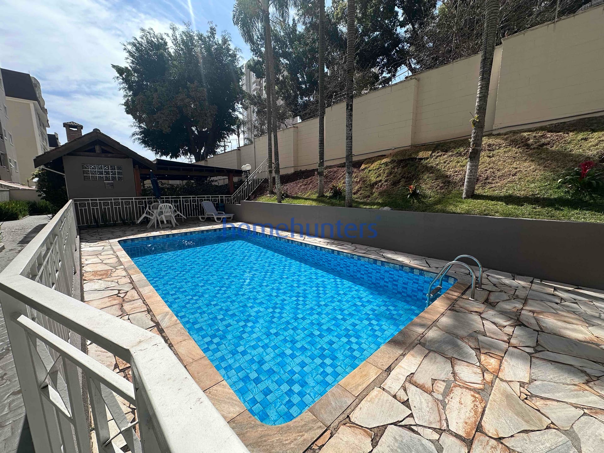 Cobertura para alugar com 2 quartos, 110m² - Foto 27