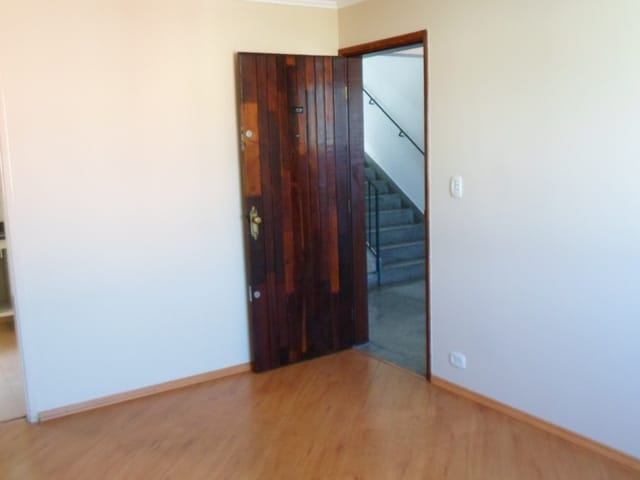 Apartamento com 70m² 3 quartos e 1 banheiro, para alugar, no bairro Jardim Rio das Pedras em Cotia