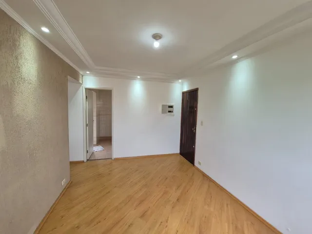 Apartamento com 70m² 3 quartos e 1 banheiro, para alugar, no bairro Jardim Rio das Pedras em Cotia