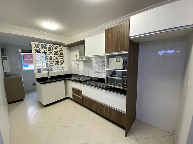 Apartamento 3 quartos e 2 banheiros, para alugar, no bairro Centro em Chapecó