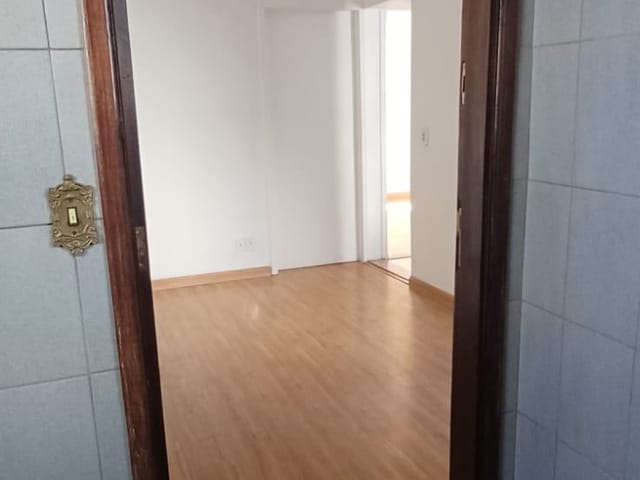 Apartamento com 50m² 2 quartos e 1 banheiro, para alugar, no bairro Jardim Raposo Tavares em São Paulo