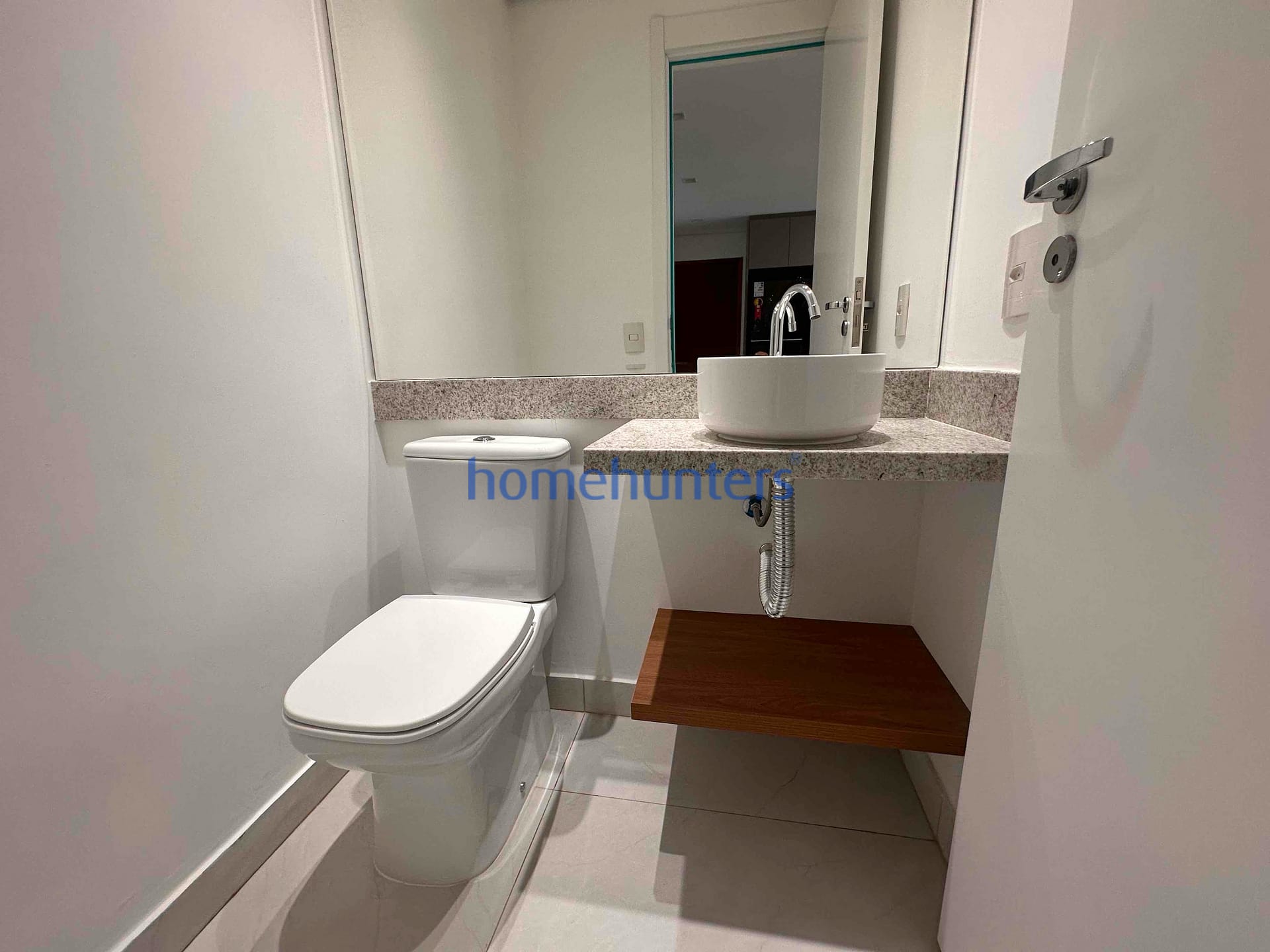 Apartamento à venda e aluguel com 1 quarto, 55m² - Foto 25