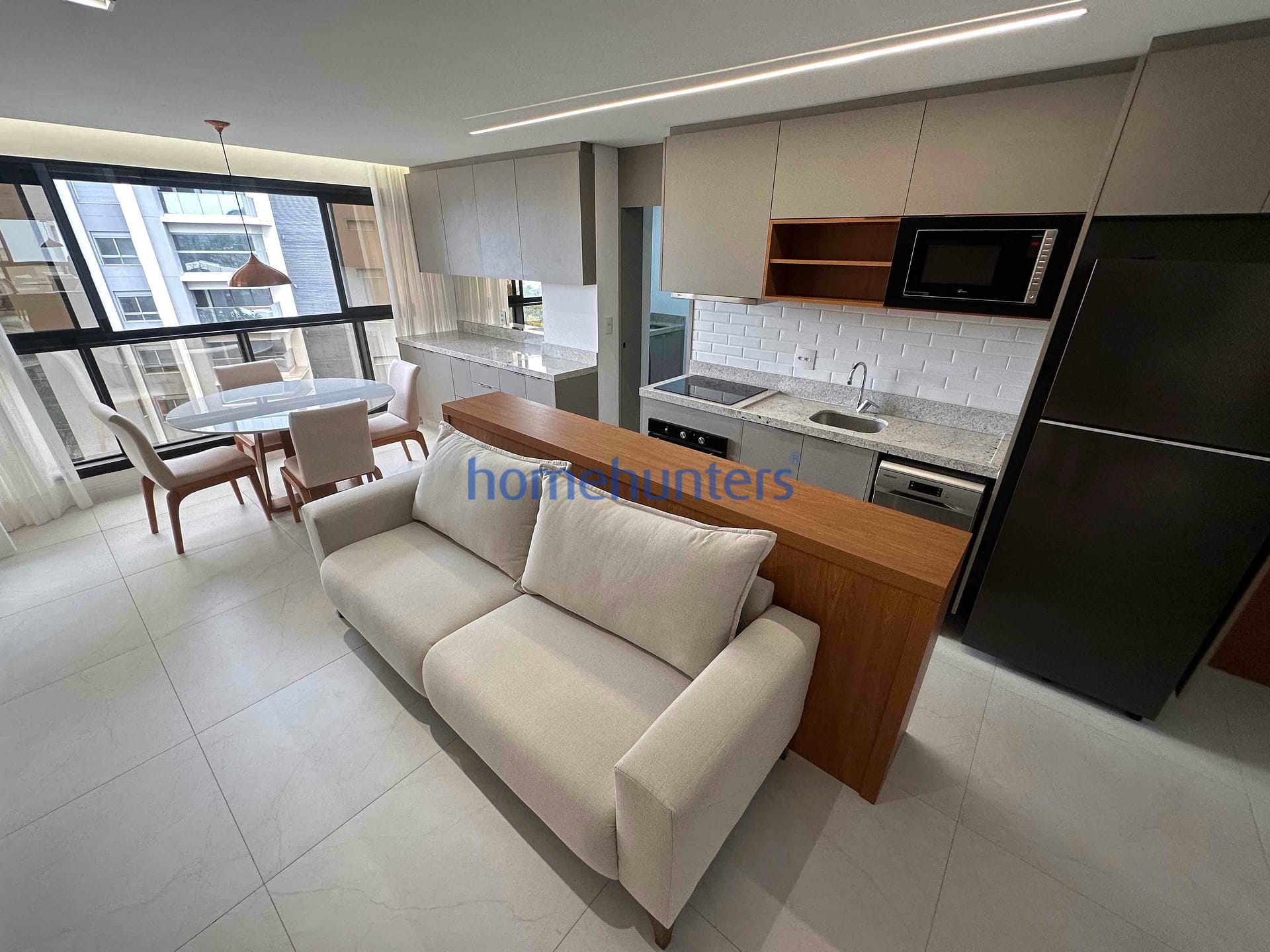Apartamento à venda e aluguel com 1 quarto, 55m² - Foto 39
