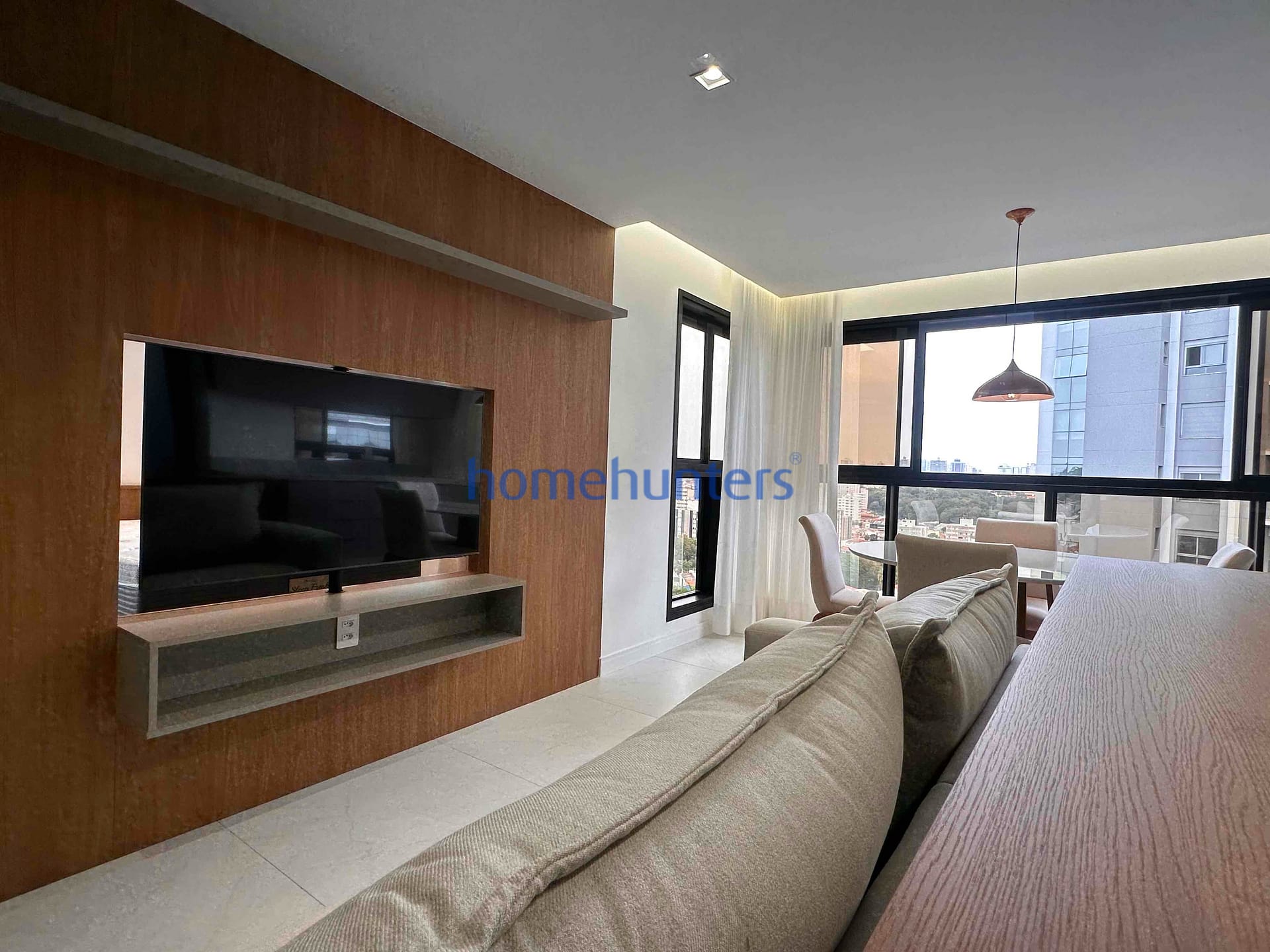 Apartamento à venda e aluguel com 1 quarto, 55m² - Foto 10
