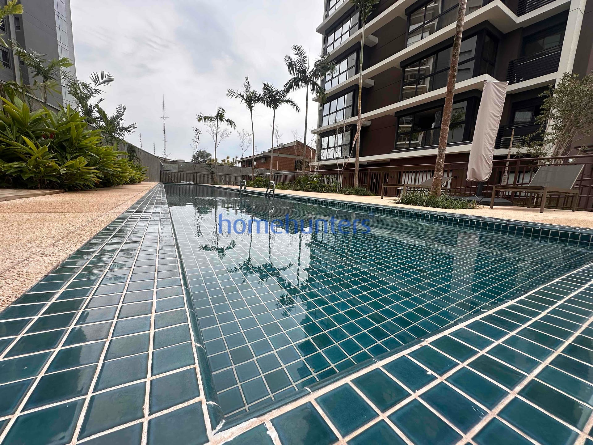 Apartamento à venda e aluguel com 1 quarto, 55m² - Foto 59