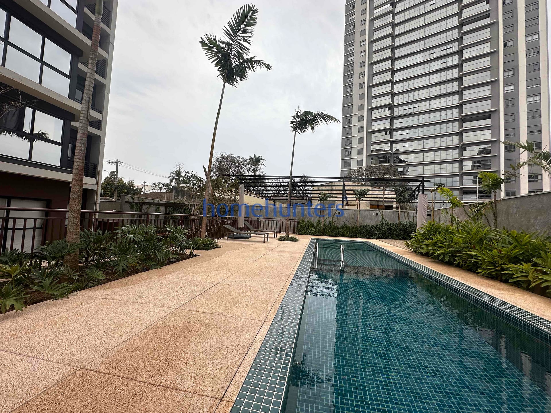 Apartamento à venda e aluguel com 1 quarto, 55m² - Foto 61