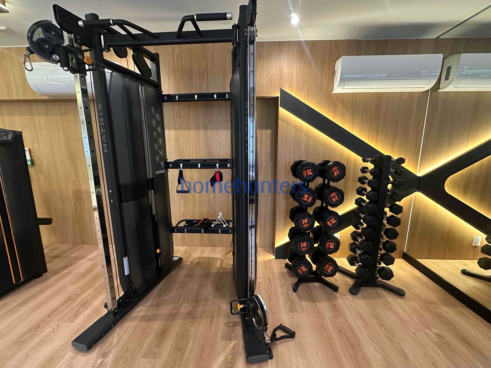 Apartamento à venda e aluguel com 1 quarto, 55m² - Foto 69
