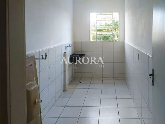 Apartamento com 60m² 2 quartos e 1 banheiro, à venda, no bairro Cinco Conjuntos em Londrina