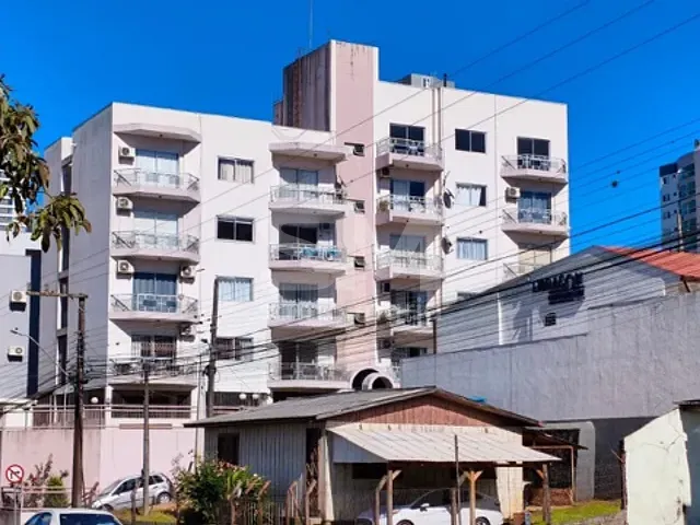 Apartamento com 178m² 3 quartos e 2 banheiros, à venda, no bairro Presidente Médici em Chapecó