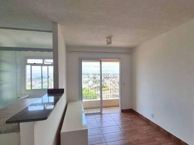 Apartamento com 46m² 2 quartos e 1 banheiro, para alugar, no bairro Bussocaba em Osasco
