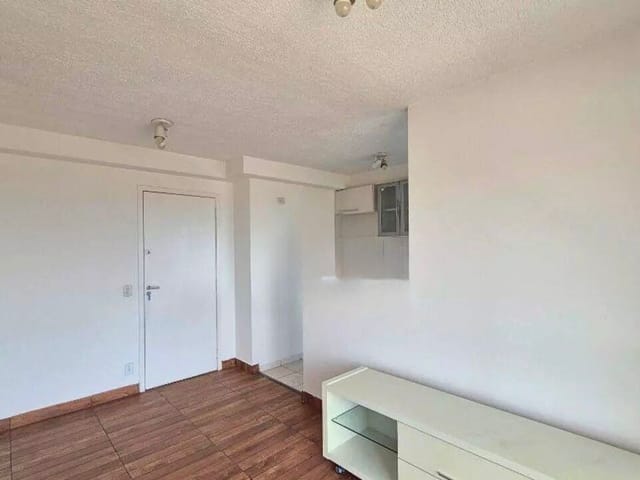 Apartamento com 46m² 2 quartos e 1 banheiro, para alugar, no bairro Bussocaba em Osasco