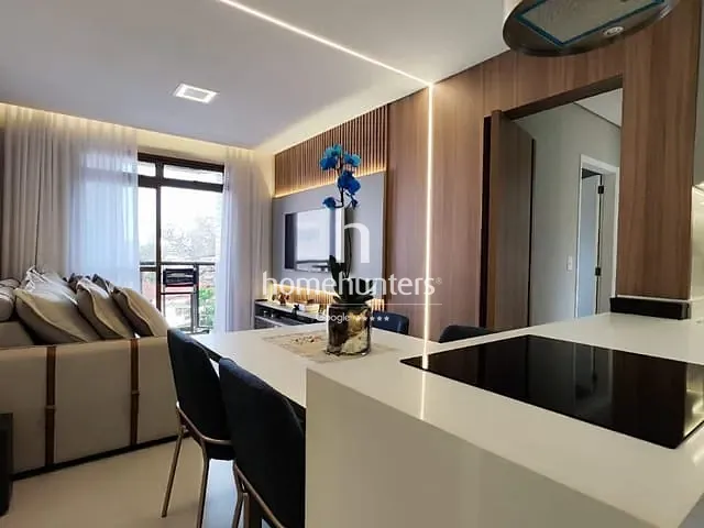 Apartamento 2 quartos e 2 banheiros, à venda, no bairro Cambuí em Campinas