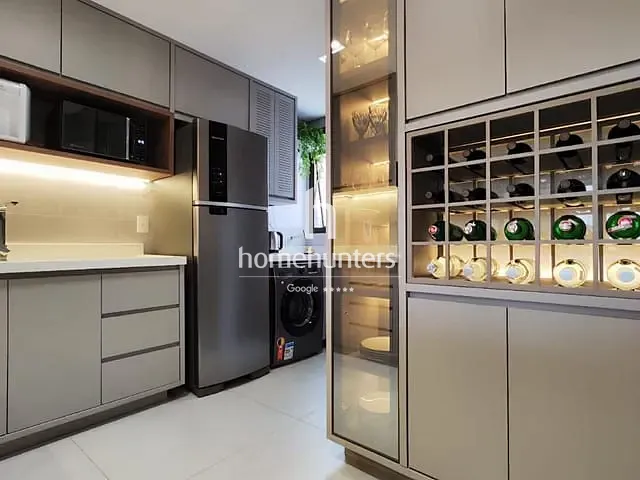 Apartamento 2 quartos e 2 banheiros, à venda, no bairro Cambuí em Campinas