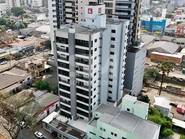 Apartamento com 137m² 3 quartos e 2 banheiros, à venda, no bairro Centro em Chapecó