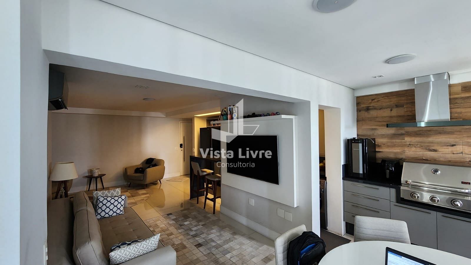 Apartamento à venda com 2 quartos, 79m² - Foto 2