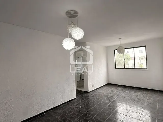 Apartamento 2 quartos e 1 banheiro, à venda, no bairro Jardim Mônica em São Paulo