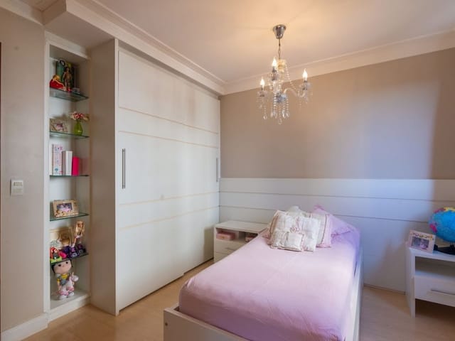 Foto do Apartamento - Apartamento à venda 3 Quartos, 3 Suites, 3 Vagas, 217M², Jardim do Lago, Londrina - PR | Edifício Arquiteto Vilanova Artigas | Aurora Imobi