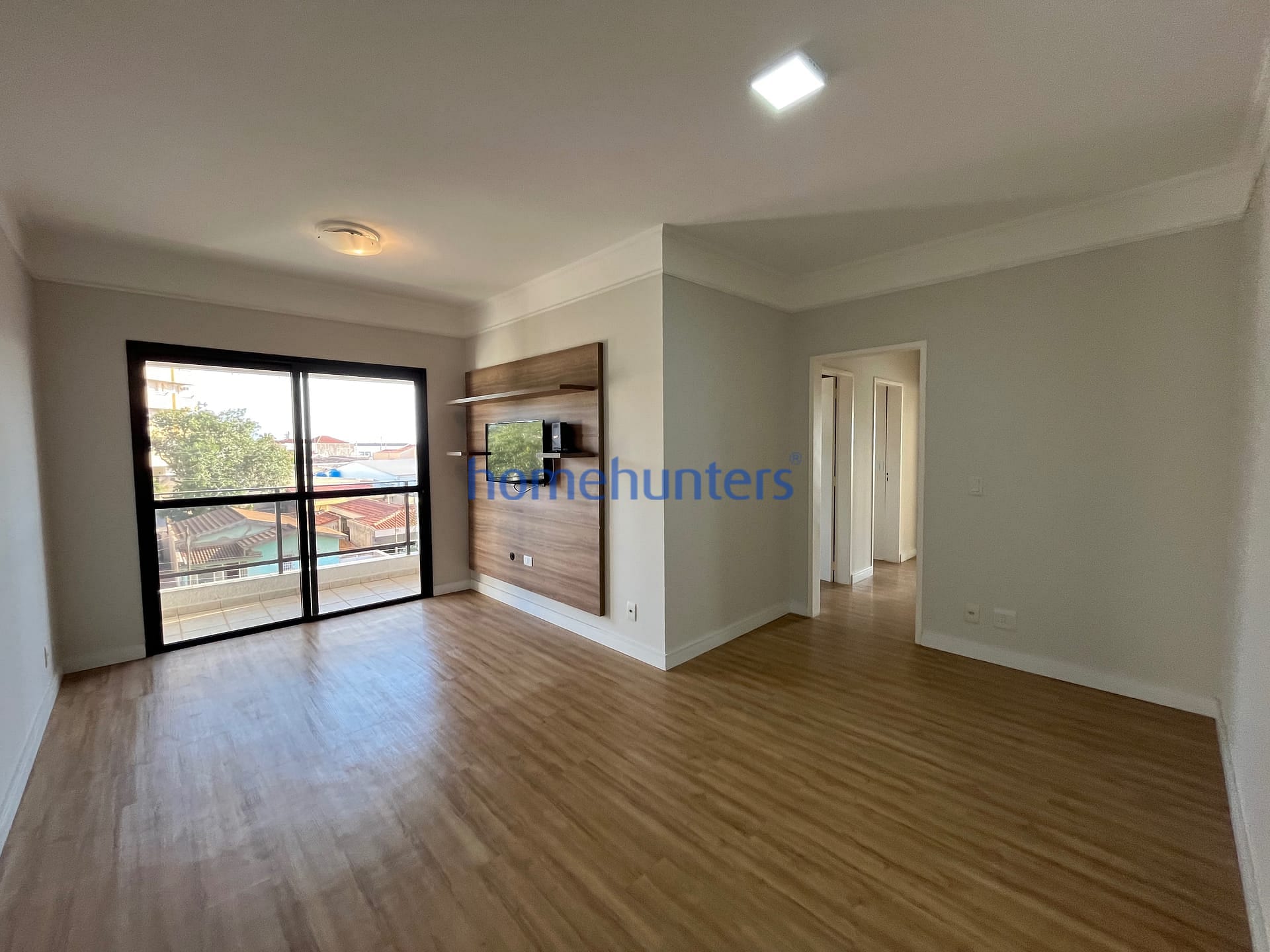 Apartamento para alugar com 3 quartos, 95m² - Foto 9