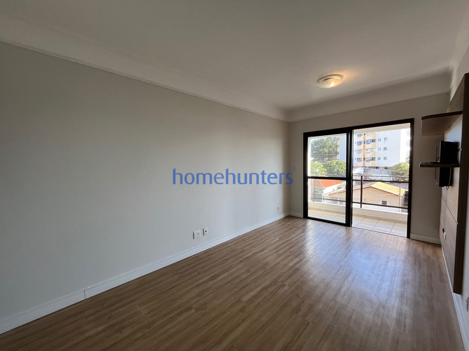 Apartamento para alugar com 3 quartos, 95m² - Foto 14